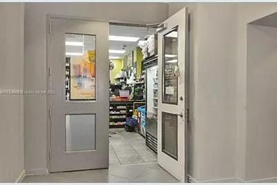 1900 N Bayshore Dr #212, Miami, FL 33132 - Photo 7