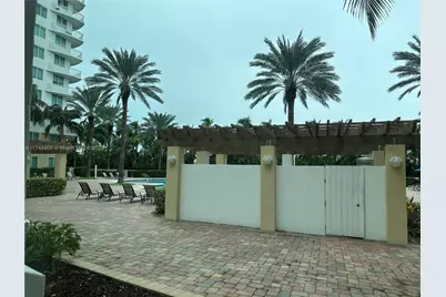 1755 E Hallandale Beach Blvd #MEZ7E, Hallandale Beach, FL 33009 - Photo 15