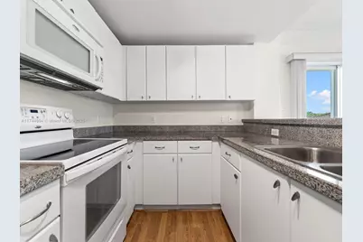 2740 SW 28th Ter #508, Miami, FL 33133 - Photo 3