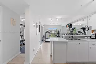 2740 SW 28th Terrace, Miami, FL 33133 - Photo 17