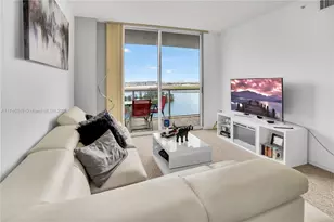 5091 NW 7th St, Miami, FL 33126 - Photo 5