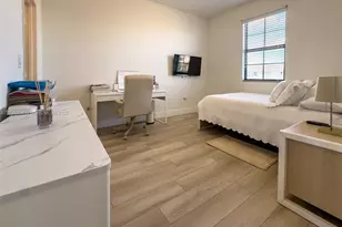 686 NE 191st Terrace, Miami, FL 33179 - Photo 17