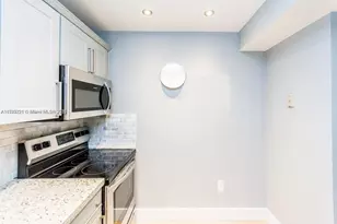 17620 Atlantic Blvd, Sunny Isles Beach, FL 33160 - Photo 19