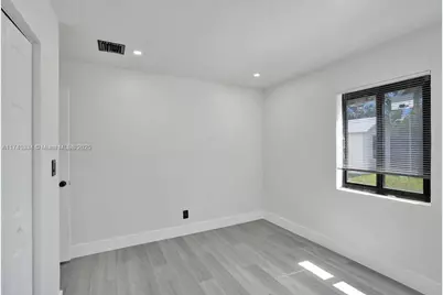 1628 NE 7th Ave, Fort Lauderdale, FL 33305 - Photo 25