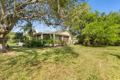 37255 SW 214th Ave, Homestead, FL 33034 - Photo 21