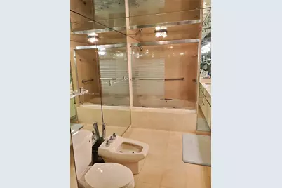 5757 Collins Ave #1902, Miami Beach, FL 33140 - Photo 17