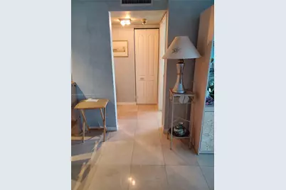 5757 Collins Ave #1902, Miami Beach, FL 33140 - Photo 7