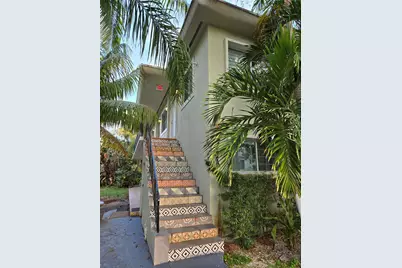 7025 Rue Granville, Miami Beach, FL 33141 - Photo 1