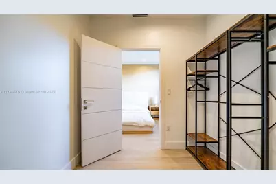 1312 NE 117th Ter #1, Miami, FL 33161 - Photo 25