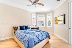 920 Captiva Dr, Hollywood, FL 33019 - Photo 47