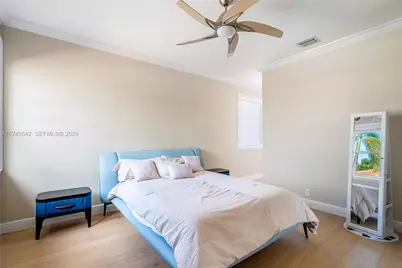 920 Captiva Dr, Hollywood, FL 33019 - Photo 43