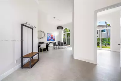 920 Captiva Dr, Hollywood, FL 33019 - Photo 15