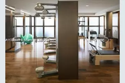 6801 Collins Ave #1206, Miami Beach, FL 33141 - Photo 19