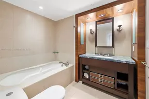 6801 Collins Ave, Miami Beach, FL 33141 - Photo 27