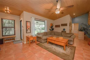 19425 SW 334th St, Homestead, FL 33034 - Photo 11