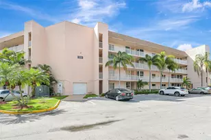 10456 NW 24th Pl, Sunrise, FL 33322 - Photo 3