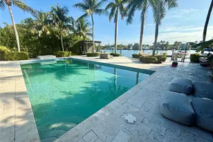 1670 Daytonia Rd, Miami Beach, FL 33141 - Photo 9