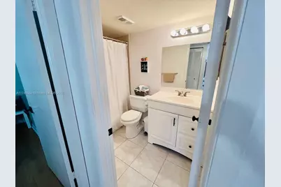 10332 Sunrise Lakes Blvd #103, Sunrise, FL 33322 - Photo 13