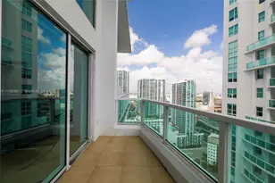 41 SE 5th St, Miami, FL 33131 - Photo 25