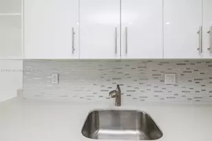 250 174th St, Sunny Isles Beach, FL 33160 - Photo 19