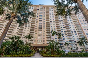 250 174th St, Sunny Isles Beach, FL 33160 - Photo 25