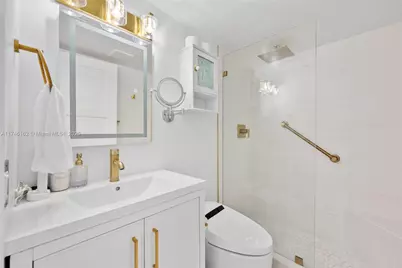 770 Claughton Island Dr #2110, Miami, FL 33131 - Photo 11
