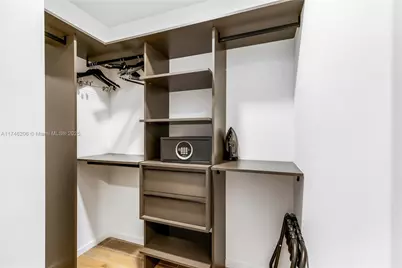 398 NE 5th St #2205, Miami, FL 33132 - Photo 7