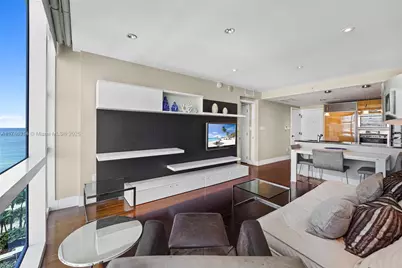 6801 Collins Ave #1214(door1203), Miami Beach, FL 33141 - Photo 17