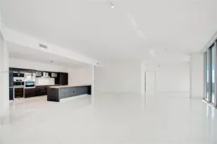 200 Biscayne Blvd Way, Miami, FL 33131 - Photo 5