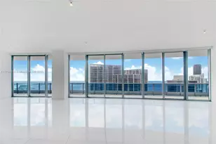 200 Biscayne Blvd Way, Miami, FL 33131 - Photo 3