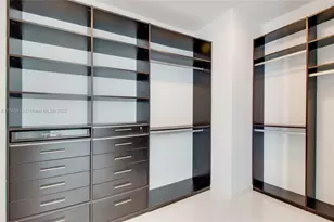 200 Biscayne Blvd Way, Miami, FL 33131 - Photo 11