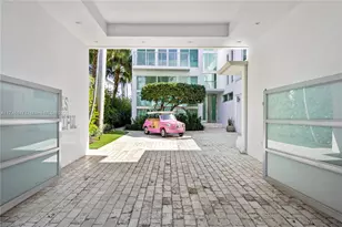 227 E Dilido Dr, Miami Beach, FL 33139 - Photo 17