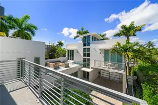 227 E Dilido Dr, Miami Beach, FL 33139 - Photo 47