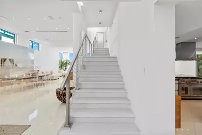 227 E Dilido Dr, Miami Beach, FL 33139 - Photo 37