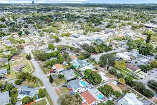 730 N 64th Ave, Hollywood, FL 33024 - Photo 21