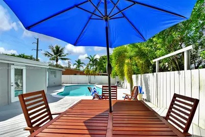 730 N 64th Ave, Hollywood, FL 33024 - Photo 7