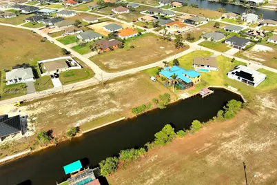 1939 NW 34th Pl, Cape Coral, FL 33993 - Photo 23