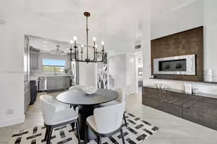 9241 Sunrise Lakes Blvd, Sunrise, FL 33322 - Photo 11