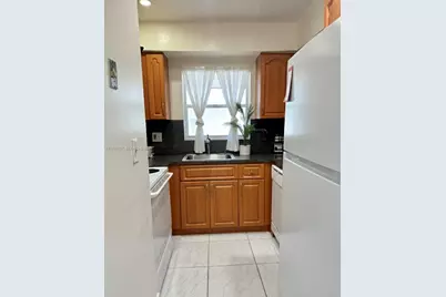 [Address not provided], North Miami, FL 33161 - Photo 9