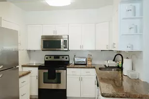 3725 S Ocean Dr, Hollywood, FL 33019 - Photo 17