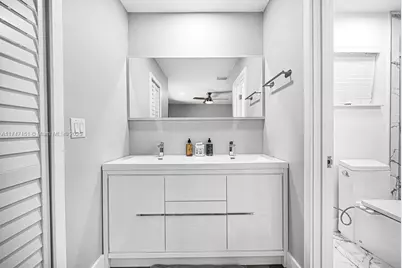 1311 SW 139th Ct, Miami, FL 33184 - Photo 35