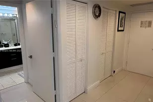 17375 Collins Ave, Sunny Isles Beach, FL 33160 - Photo 23