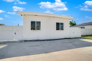10272 SW 178th St, Miami, FL 33157 - Photo 3