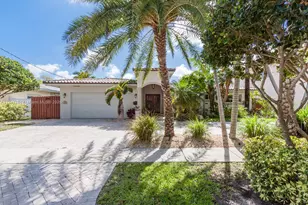13205 Coronado Dr, North Miami, FL 33181 - Photo 1