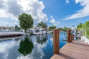 13205 Coronado Dr, North Miami, FL 33181 - Photo 27