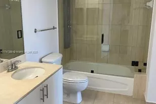 1750 N Bayshore Dr, Miami, FL 33132 - Photo 7