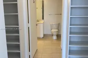 1750 N Bayshore Dr, Miami, FL 33132 - Photo 5