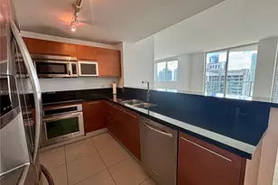 253 NE 2nd St, Miami, FL 33132 - Photo 11