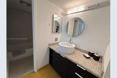 3375 N Country Club Dr #109, Aventura, FL 33180 - Photo 15