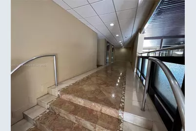 3375 N Country Club Dr #109, Aventura, FL 33180 - Photo 3